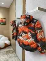 LV Camouflage Tessellated Cotton Jacket - 图片 4
