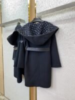 LV Mid-Length Poncho Cashmere Coat Black - 图片 6