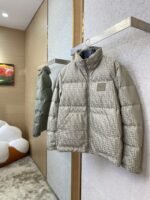 Fendi printed offset labelled down jacket brown - 图片 3
