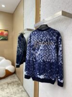 LV Gradient Mosaic Checkerboard Studded Crew Sweatshirt - 图片 4