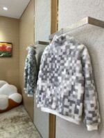 LV Block Colour Block Long Sleeve Fleece Feel Jacket - 图片 4