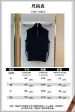 LV Half Zip Knit Dark Embossed Sleeveless Vest - 图片 10