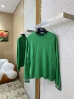LV Cuffs Monogram Crew Sweater - 图片 3