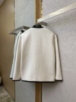 Gucci Badge Logo Tweed Wool Jacket White - 图片 5