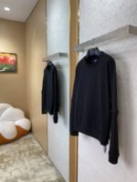 Fendi Classic Monster Rhinestone Sweatshirt - 图片 3