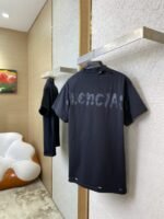 Balenciaga Aged And Rubbed T-Shirt - 图片 4