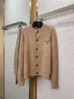 Prada Appliquéd Wool Cardigan Khaki - 图片 5