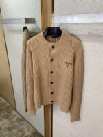 Prada Appliquéd Wool Cardigan Khaki - 图片 7
