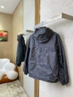 LV Reversible checkerboard Jacket Coat - 图片 8
