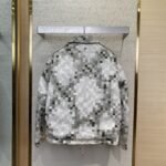 LV Year of the Snake Camouflage Limited Edition Jacket Coat - 图片 2
