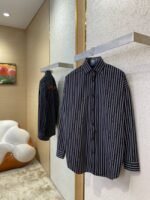 Balenciaga Monogrammed Striped Lapel Shirt - 图片 3