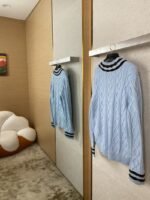 LV Cubic Window Flower Colour Block Pullover Sweater - 图片 4