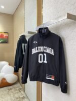 Balenciaga Manchester United Co-Branded Embroidered Zip Jacket Jacket - 图片 3