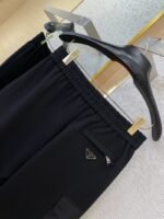 Prada Nylon Pocket Casual Trousers - 图片 8