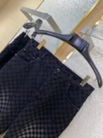LV tessellated washed and flocked denim trousers - 图片 6