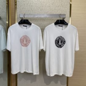 LV Logo Print Crew Neck Short Sleeve T-Shirt Black