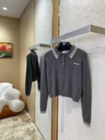 Miu Miu Cutout Lapel Long Sleeve Sweater - 图片 3