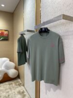 LV Appliqu??d Sleeve Knit Short Sleeve T-Shirt - 图片 3