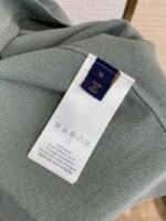 LV Appliqu??d Sleeve Knit Short Sleeve T-Shirt - 图片 9