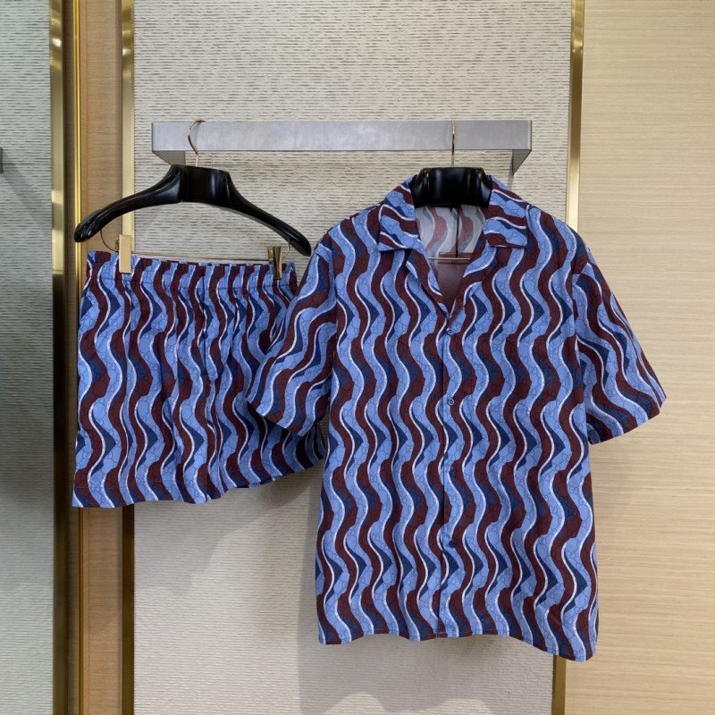 wsxc1746844017223_0.jpg Gucci Wave Print Short Sleeve Shirt - 图片 1