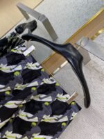 Gucci Surf Print Silk Shorts - 图片 8