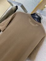 LV Jacquard Sleeve Knit Crew Neck Short Sleeve T-Shirt Khaki - 图片 8