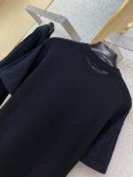 LV Jacquard Sleeve Knit Crew Neck Short Sleeve T-Shirt Black - 图片 8