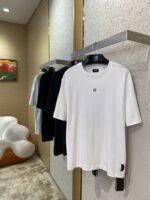 Fendi Hardware Hot Stamping Short Sleeve T-Shirt White - 图片 3