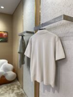 LV Pocket Embossed Short Sleeve Knit - 图片 4