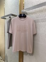 Maison Margiela Digital Embroidery Four Corner Stitch Short Sleeve T-Shirt almond - 图片 5