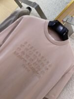 Maison Margiela Digital Embroidery Four Corner Stitch Short Sleeve T-Shirt almond - 图片 6