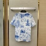 LV Dog Walking Print Short Sleeve T-Shirt - 图片 2