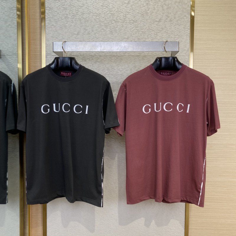 wsxc1749693011572_0.jpg Gucci White Trim Spray Colour Round Neck Short Sleeve T-Shirt Black - 图片 1