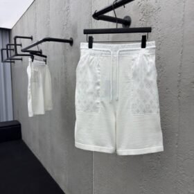 lv old flower knit inlay pocket shorts