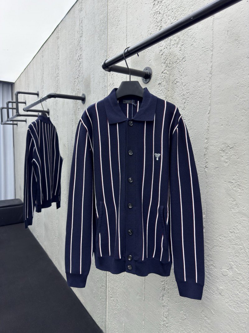 wsxc1752118765274_0.jpg Prada Striped Embroidered Long Sleeve Sweater - 图片 1