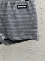 Miu Miu New Gray Striped Shorts - 图片 7