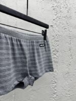 Miu Miu New Gray Striped Shorts - 图片 8