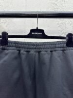 Balenciaga Embroidered Monogrammed Shorts - 图片 3