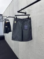 Lv 25Ss new black cotton turn-up shorts