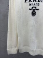 Prada Chest Logo Appliqué Sweater 2 - 图片 6