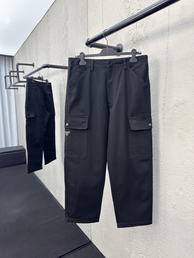 wsxc1755060886736_0.jpg Prada Pocket Triangle Logo Trousers - 图片 1