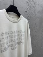 Maison Margiela Micro-Logo Stitching Decorated Short-Sleeve T-Shirt - 图片 8