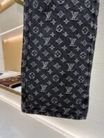 LV Limited Edition Broken Jacquard Little Red Man Embroidered Denim Jeans - 图片 6