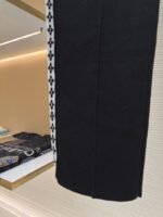 LV Knitwear Academy Style Suit Trousers - 图片 6