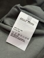 Miu Miu Alphabet Embroidered Polo Shirt 2 - 图片 9