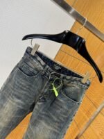 Balenciaga Distressed Flared Pants - 图片 3