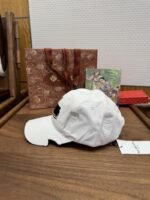 Balenciaga Embroidered Velcro Baseball Cap 1 - 图片 4
