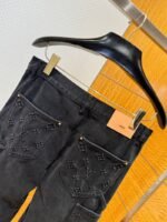 LV Washed Embossed Denim Trousers - 图片 6
