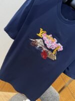 LV Embroidered Crew Neck Short-Sleeve T-Shirt - 图片 4