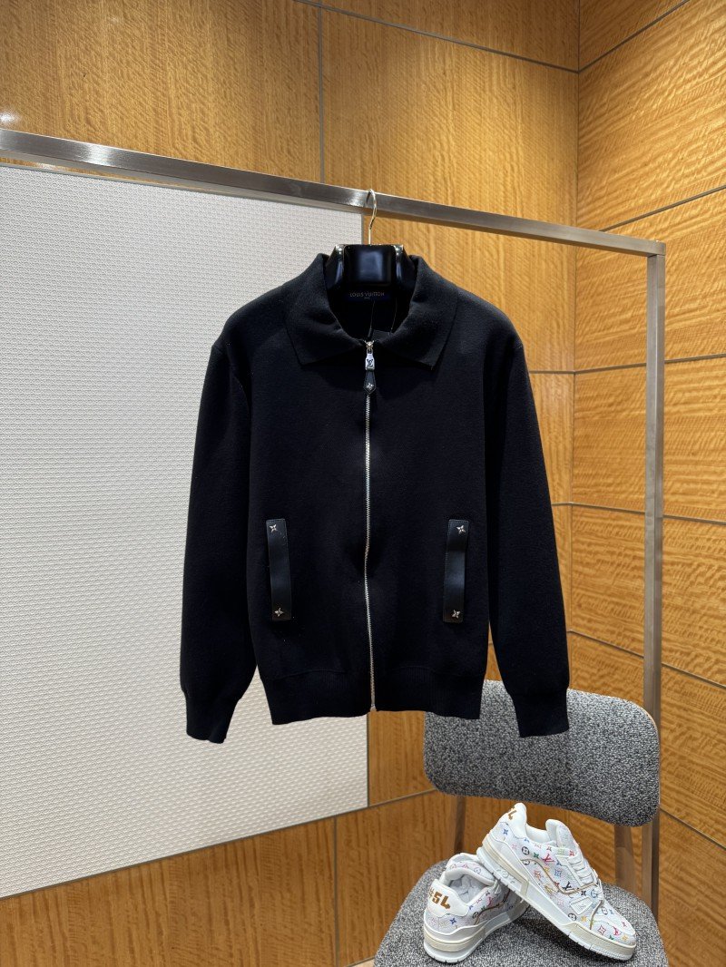 wsxc1765242534670_0.jpg LV Leather Label Knit Wool Zipper Cardigan - 图片 1